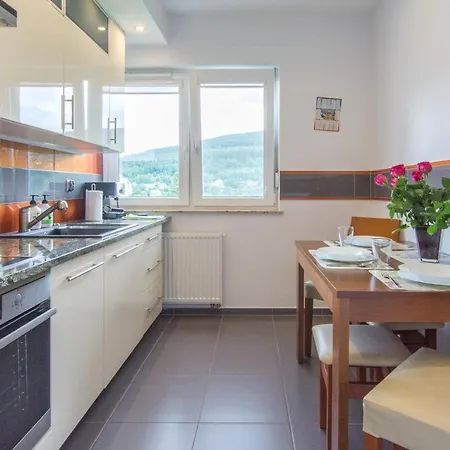 Ξενοδοχείο με διαμερίσματα Izerskie - Ul. Cicha 13f-g 3*