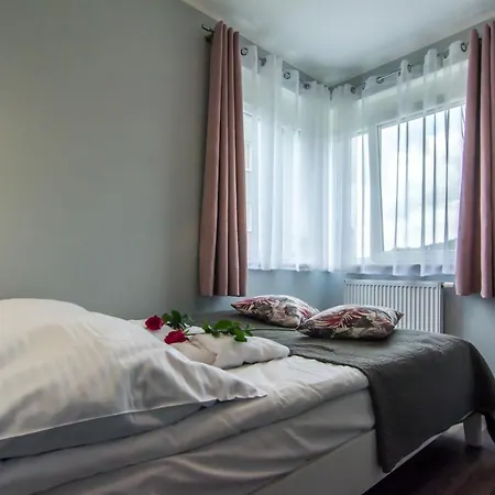 Izerskie - Ul. Cicha 13f-g شقة فندقية