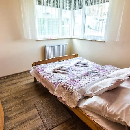 Izerskie - Ul. Cicha 13f-g 3* Świeradów-Zdrój