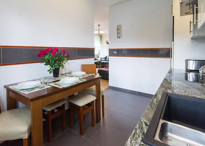 Aparthotel Izerskie - Ul. Cicha 13f-g