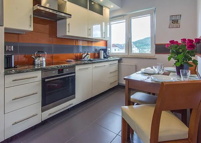 Izerskie - Ul. Cicha 13f-g Aparthotel Świeradów-Zdrój