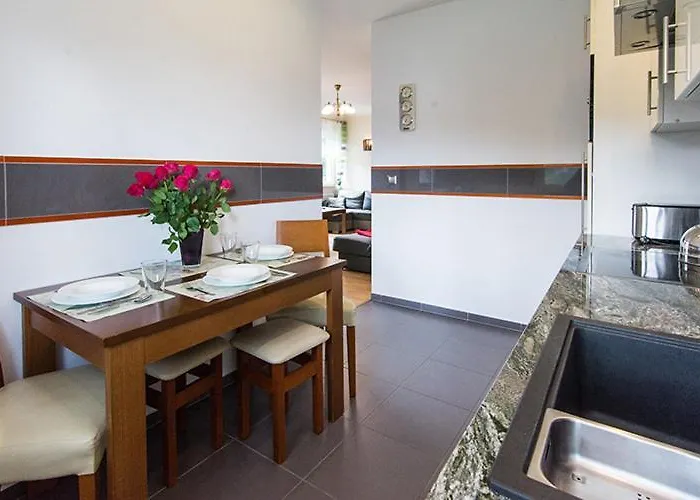 Izerskie - Ul. Cicha 13f-g Aparthotel Świeradów-Zdrój