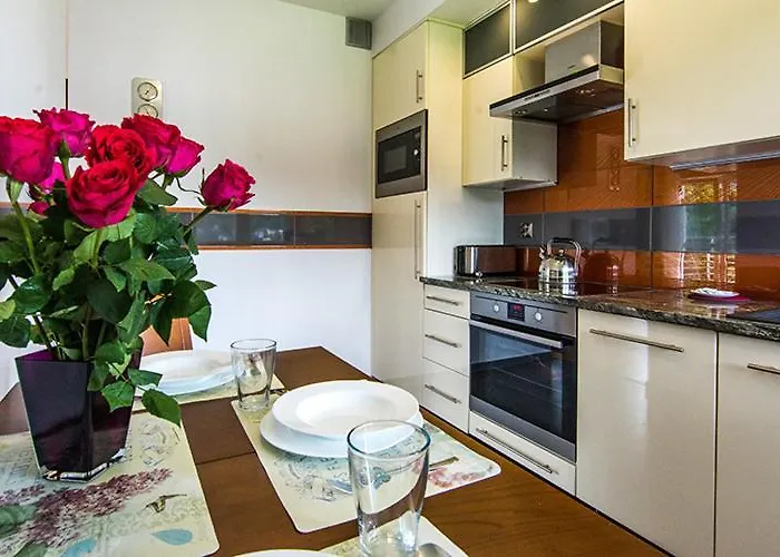 Izerskie - Ul. Cicha 13f-g Aparthotel Świeradów-Zdrój