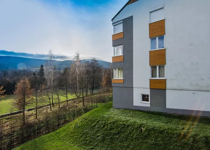 Aparthotel Izerskie - Ul. Cicha 13f-g 3*