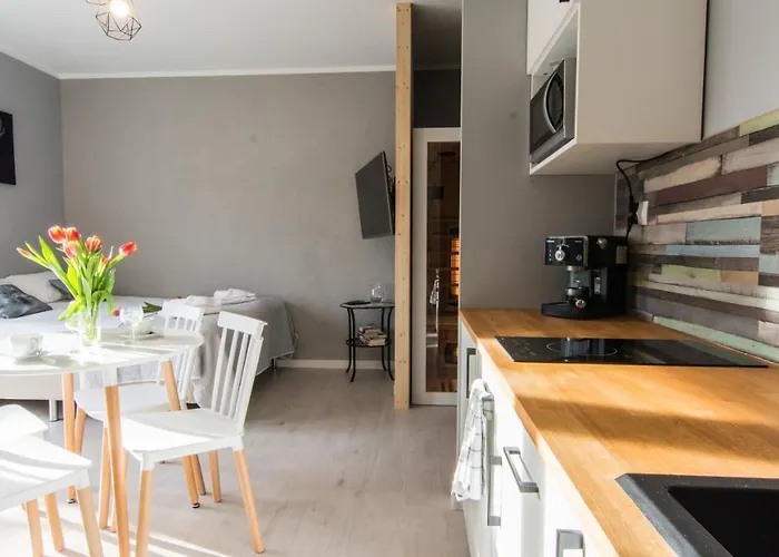 Aparthotel Izerskie - Ul. Cicha 13f-g 3*